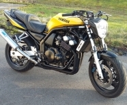 006855 YAMAHA FZS 600 FAZER